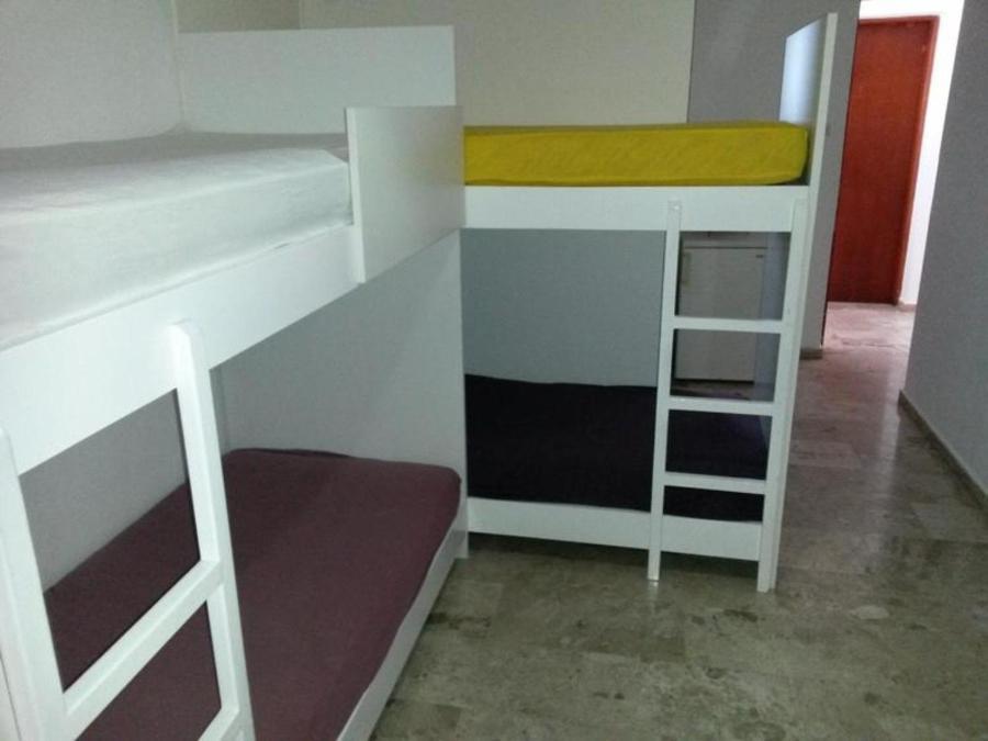 Fira Backpackers Place 外观 照片